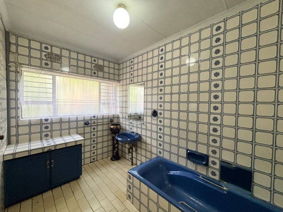 4 Bedroom Property for Sale in Van Der Hoff Park North West